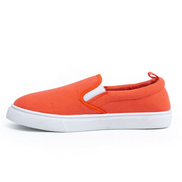 New Trending New Spring Slip On Canvas Shoes Flat Sneaker